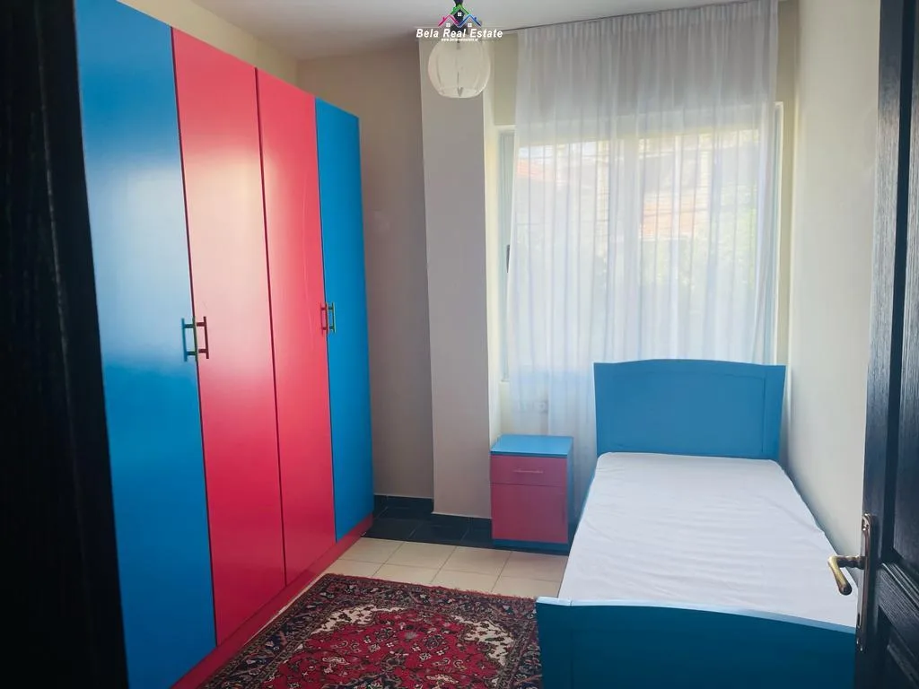 Apartament me qera 2+1 prane Pallatit te Brigadave (ID B220411) Tirane