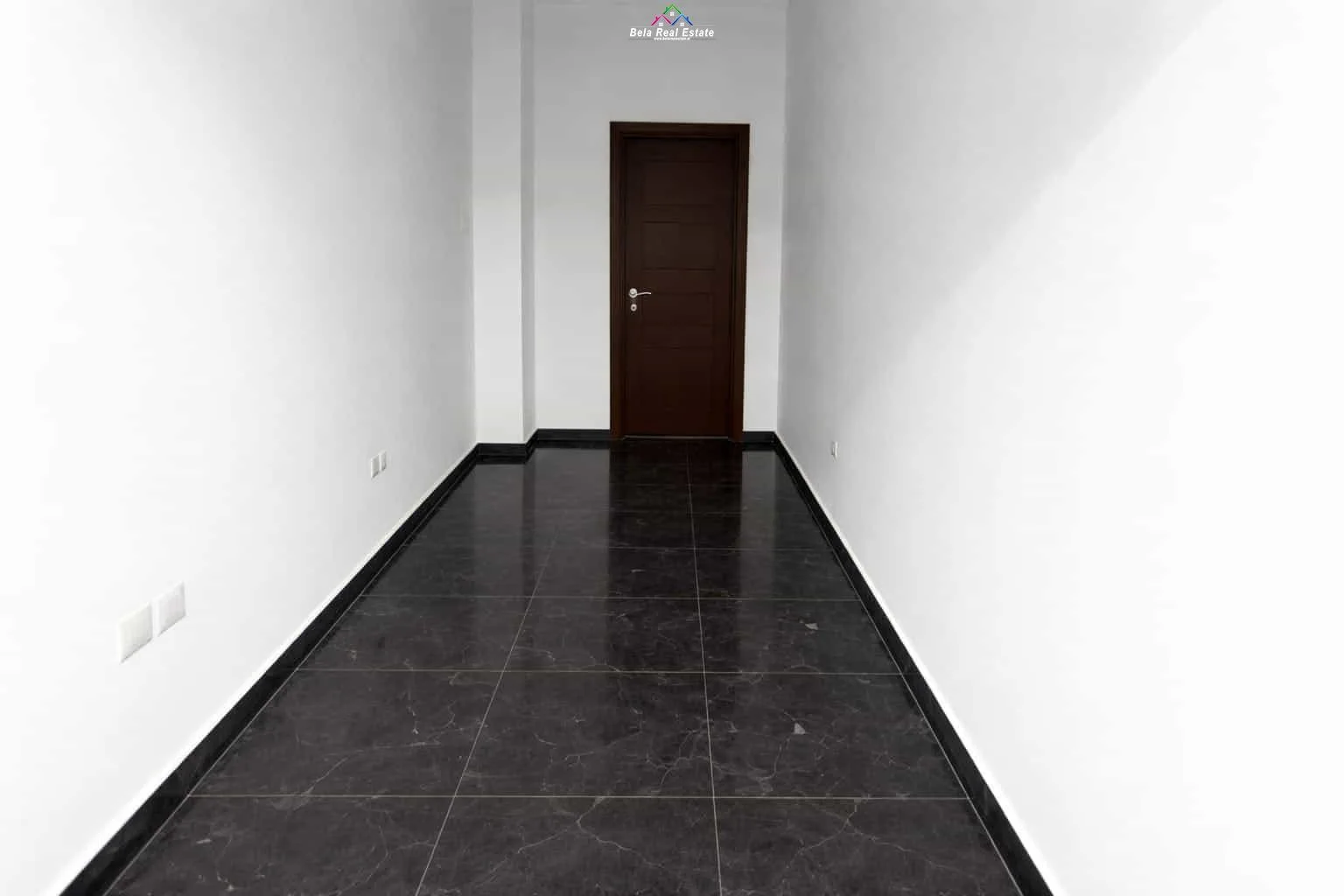 Dyqan Me Qera Tek Square 21 (ID BD21776) Tirane