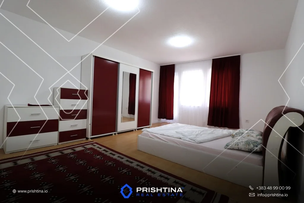 Kat shtëpie me qira 120m² në Dragodan