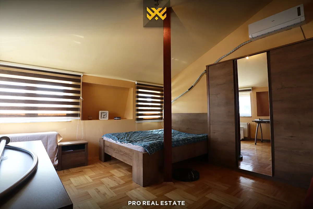 Banesë / Garsonjere 40m² për #SHITJE në Qendër.