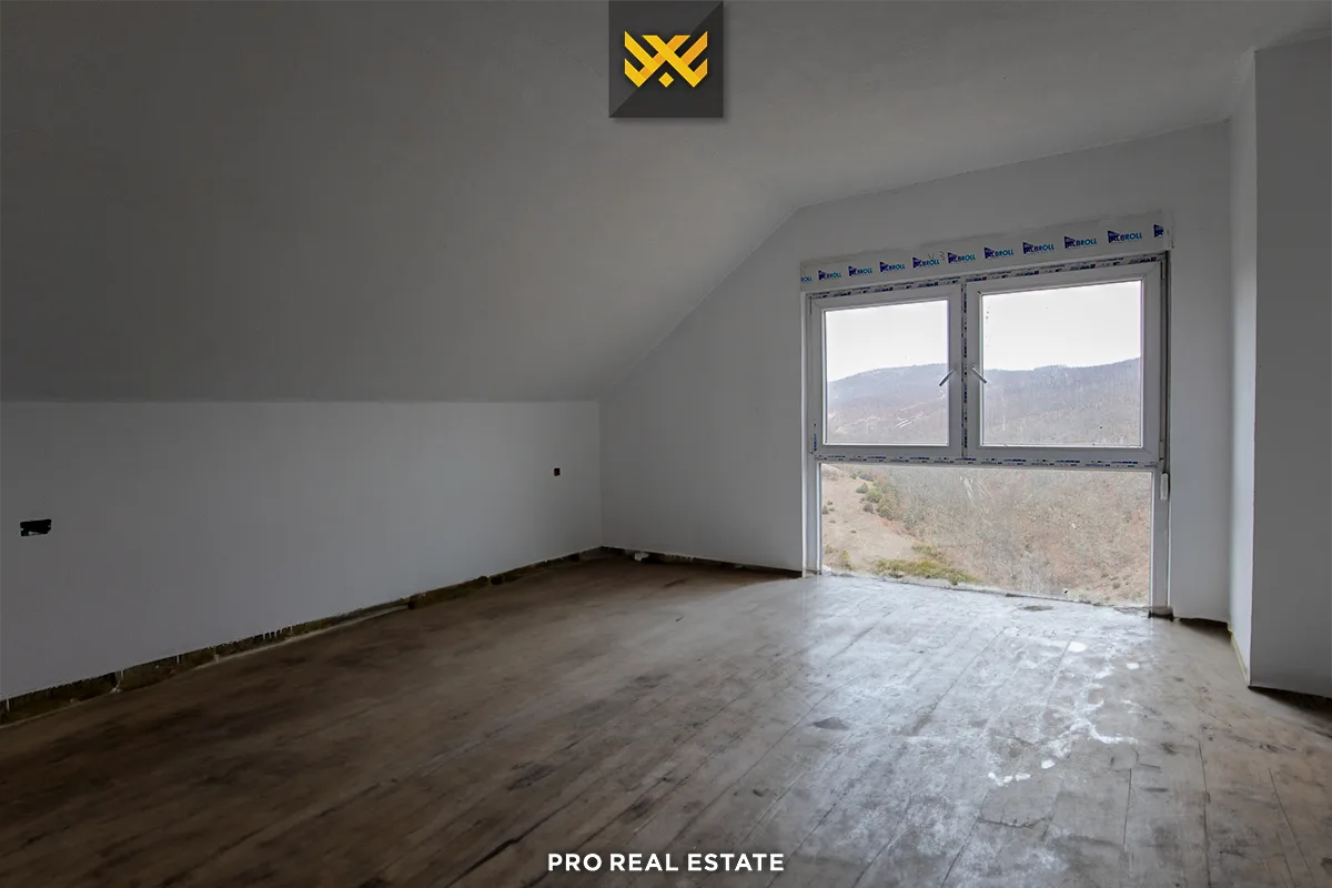 Villë 150m² për #SHITJE në Makresh I Epërm.