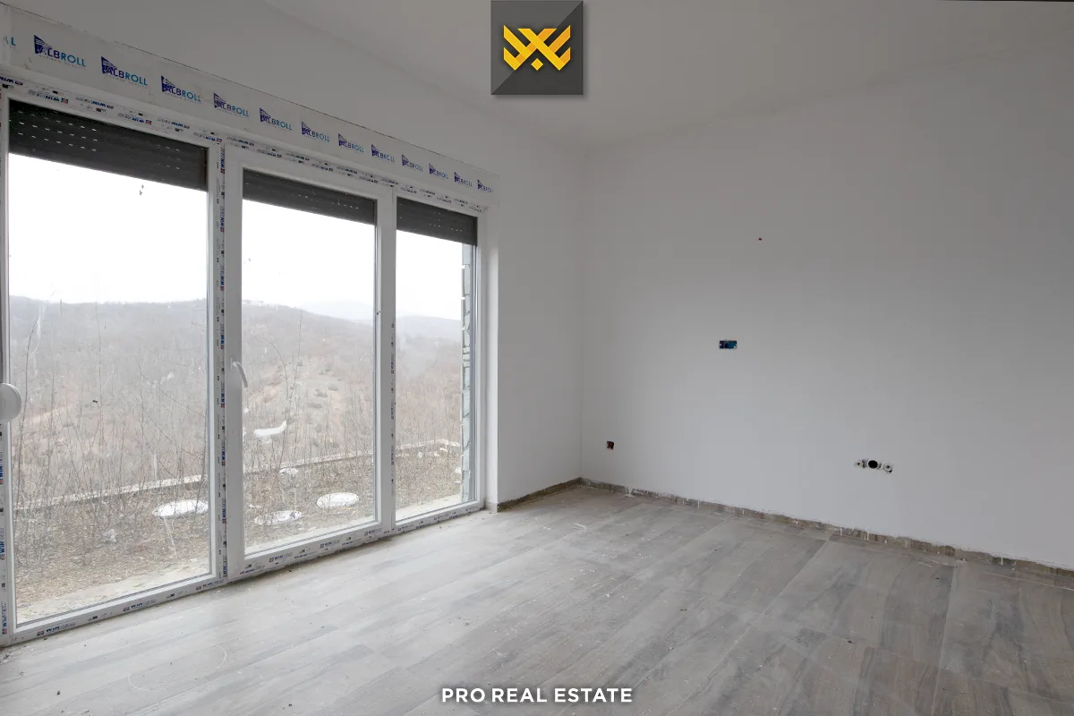 Villë 150m² për #SHITJE në Makresh I Epërm.