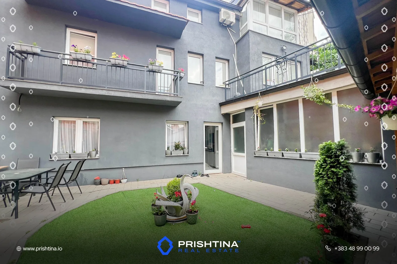 Shtëpi në #shitje 300m² + 2.7 ari truall në Tophane