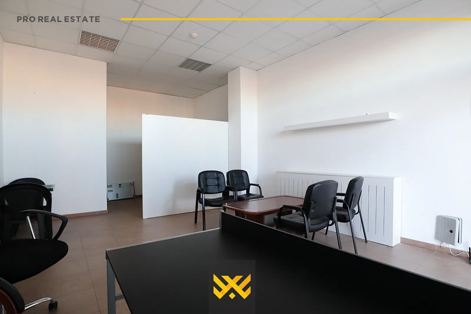 Lokal – Zyre 37m² në #SHITJE në Bregun e Diellit.