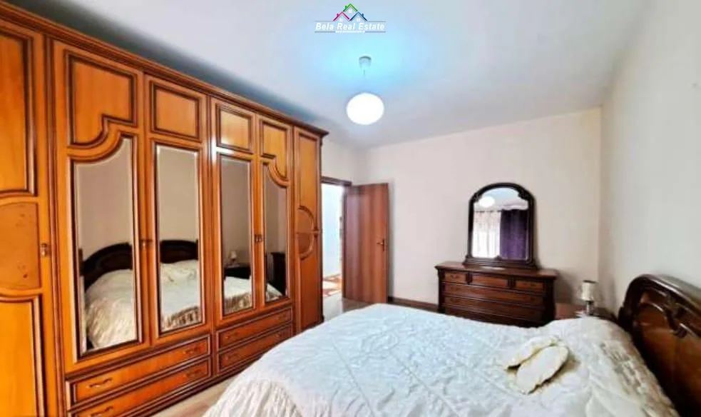 Apartament Me Qera 2+1 Tek Rruga e Kavajes ( ID B220404) Tirane