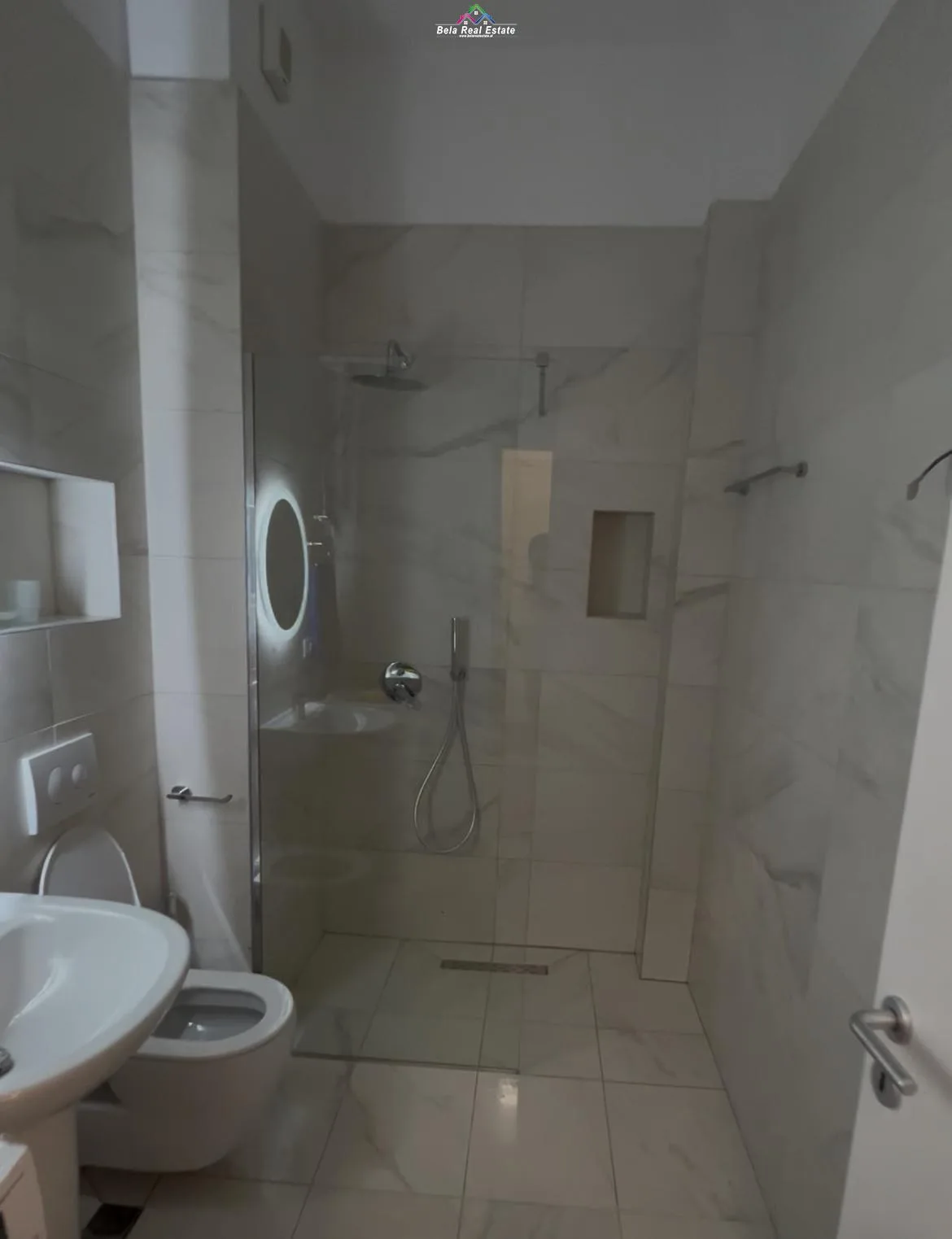 Apartament Me Qera 1+1 Tek Dritan Hoxha (ID B2101738) Tirane