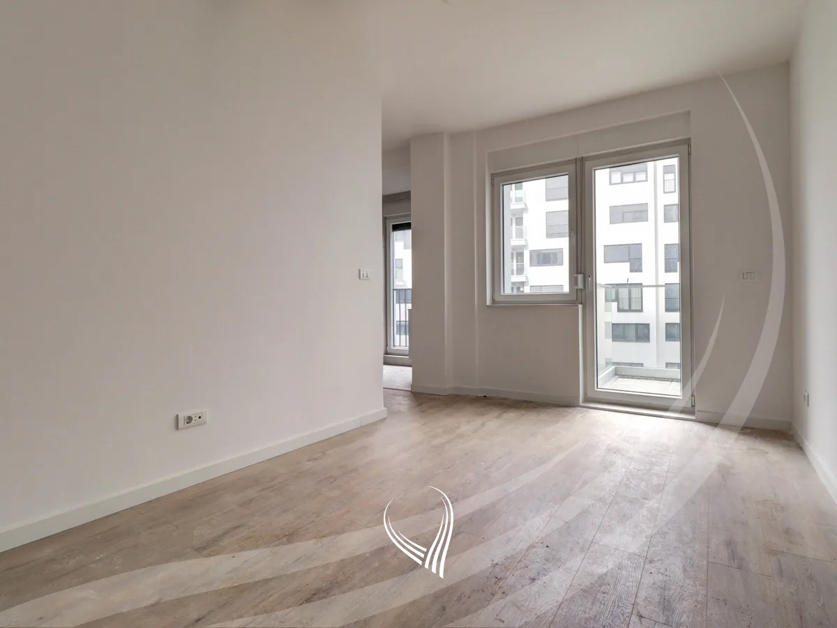 Zyre me 3 dhoma pune me qira në lagjen Mati 1 – Kodrina