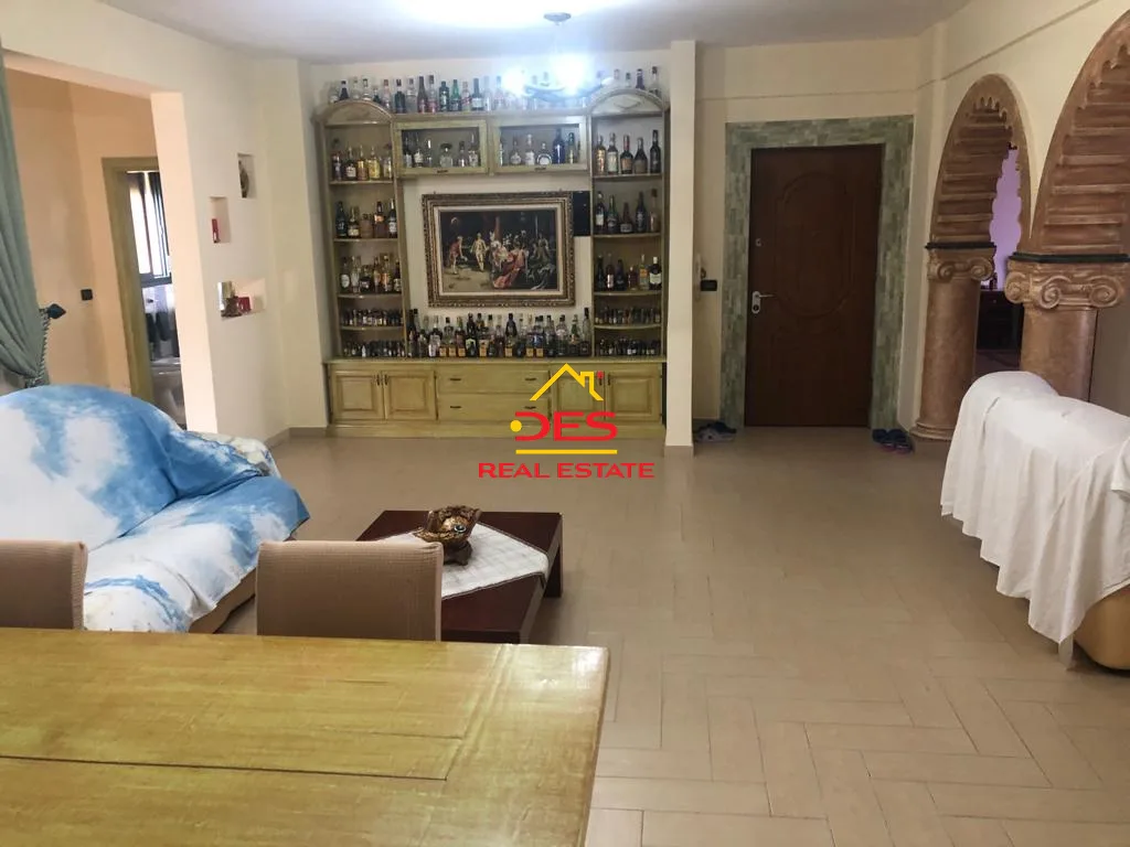 SHITET APARTAMENT 3+1 NË BULEVARD,VLORË 📍 Rruga Veledin Kollozi,Vlorë