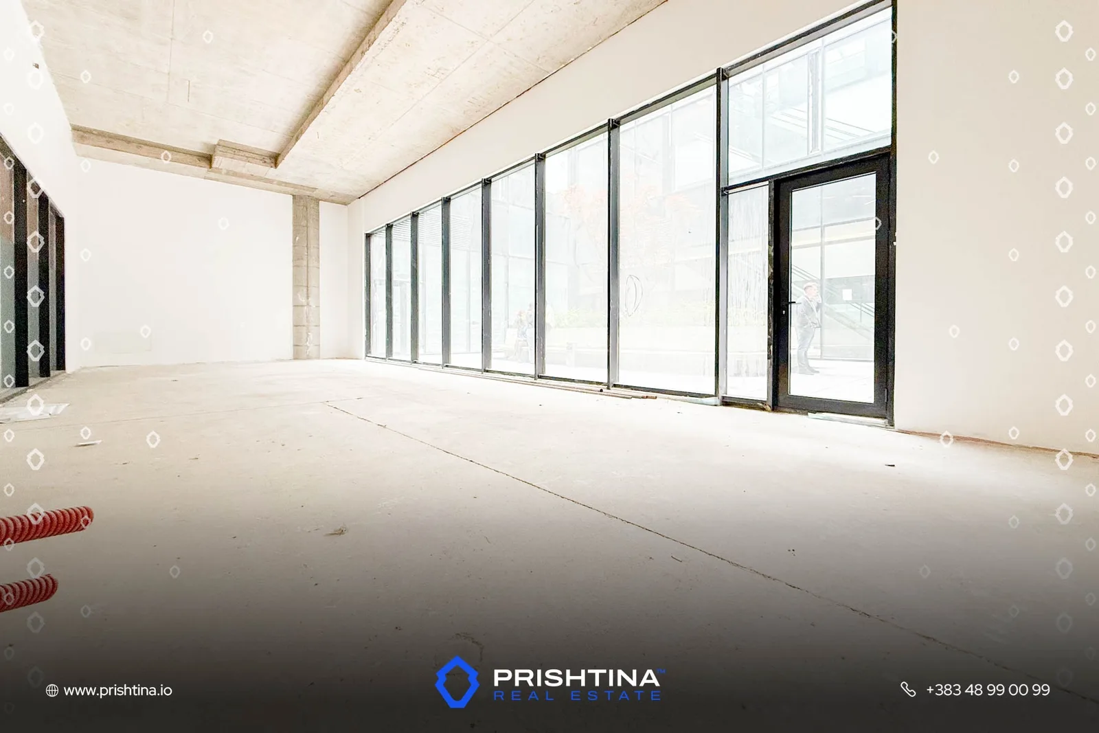 Lokal me qira 99m² te Dukagjini Center