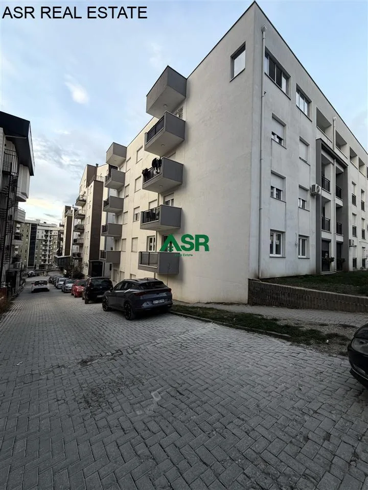 #ID:4050 Banesë 90m2 ne #shitje në rr.B, prapa Royal Mall