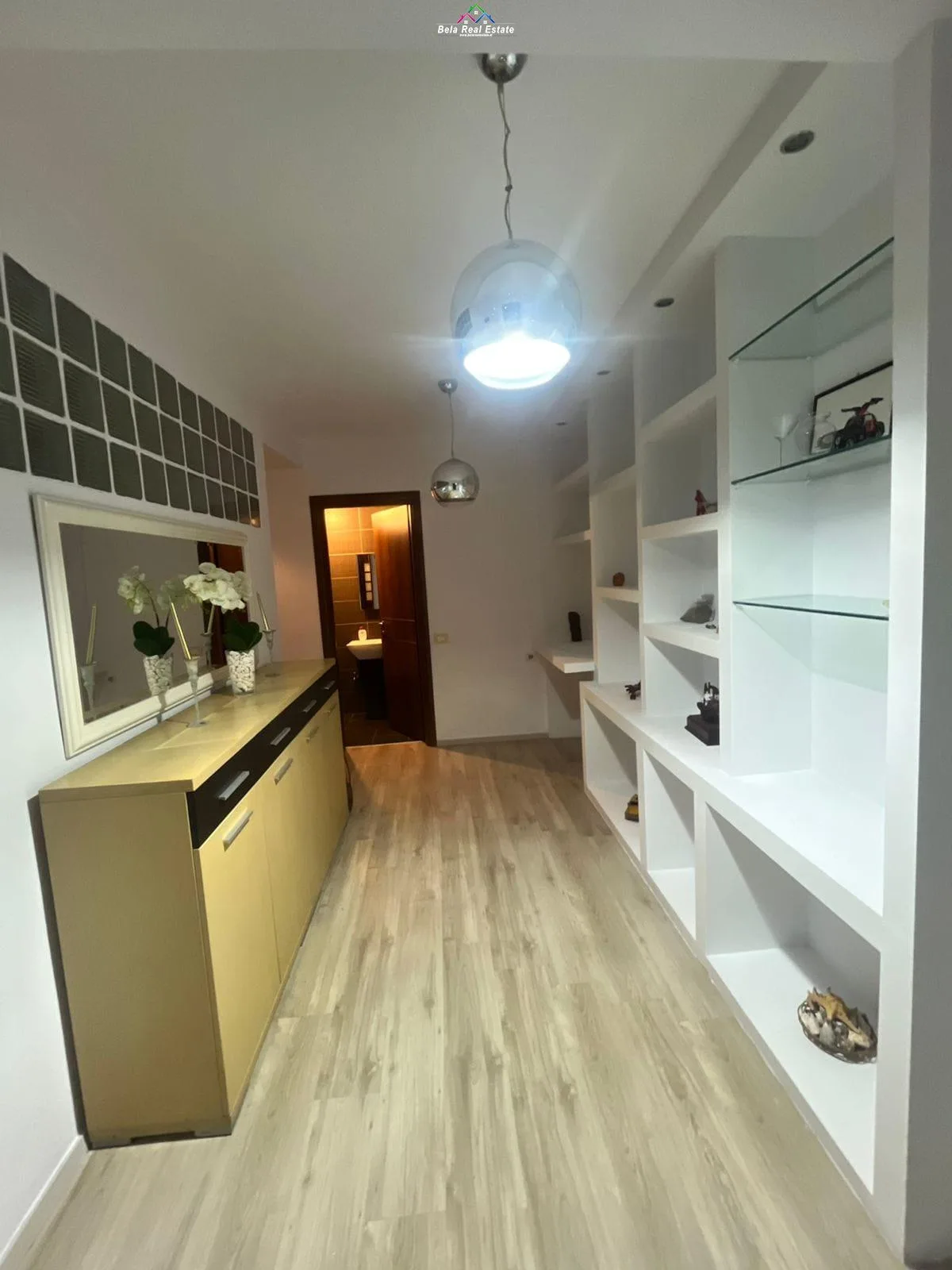 Apartament/Zyre Me Qera 1+1+2 Tek Rruga e Durresit (ID B210955)Tirane