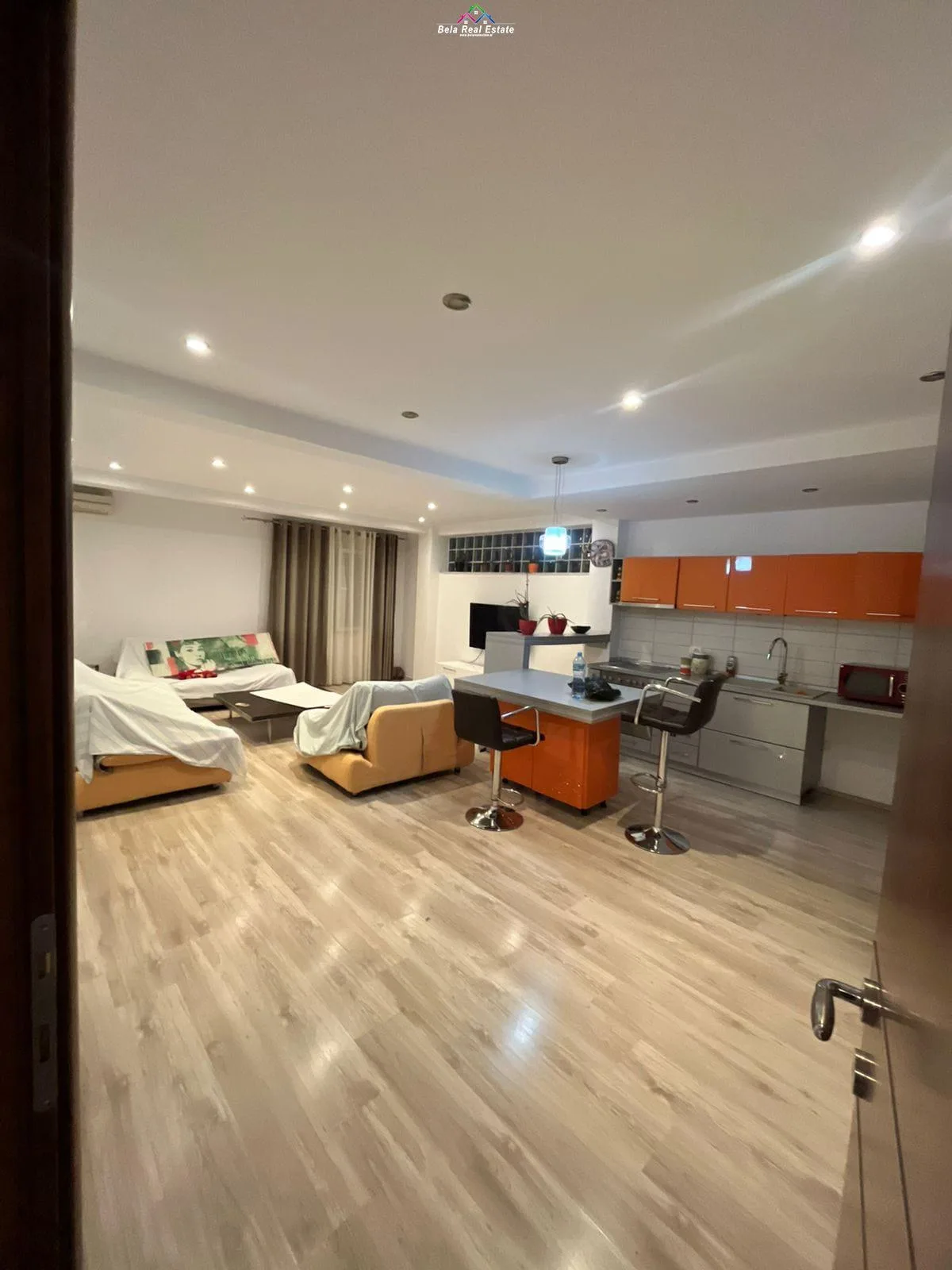 Apartament/Zyre Me Qera 1+1+2 Tek Rruga e Durresit (ID B210955)Tirane