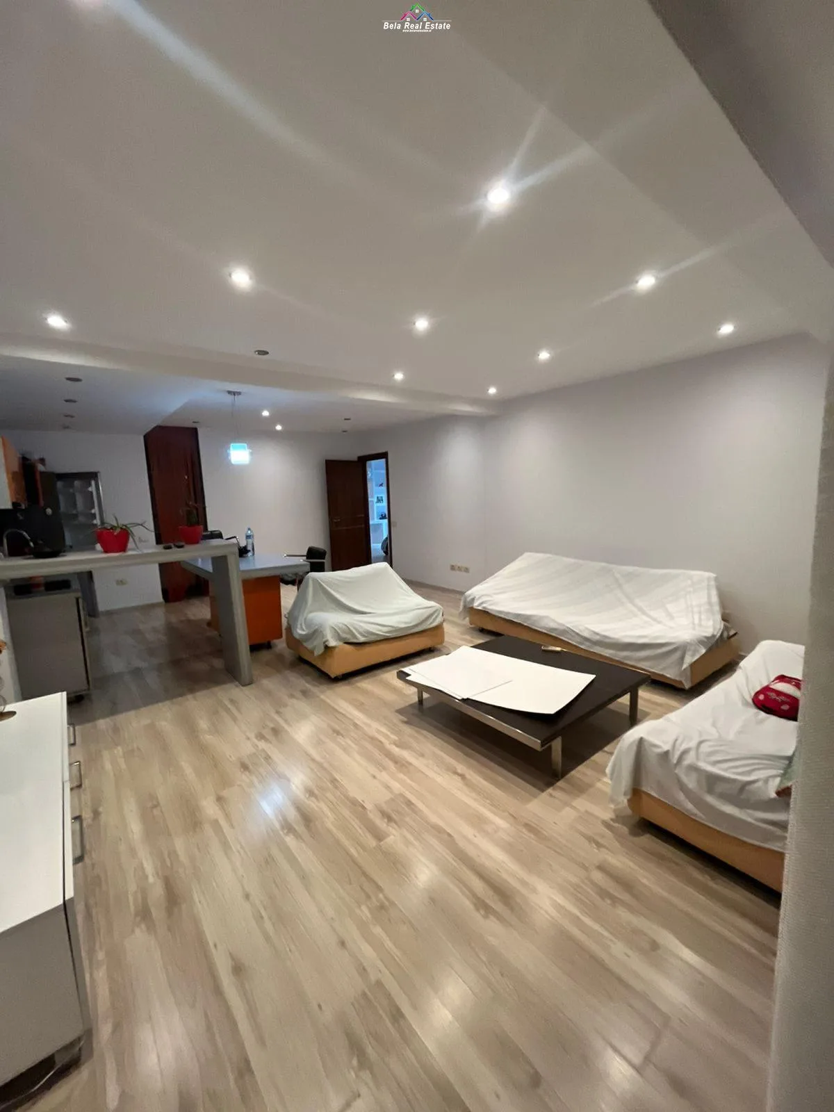 Apartament/Zyre Me Qera 1+1+2 Tek Rruga e Durresit (ID B210955)Tirane
