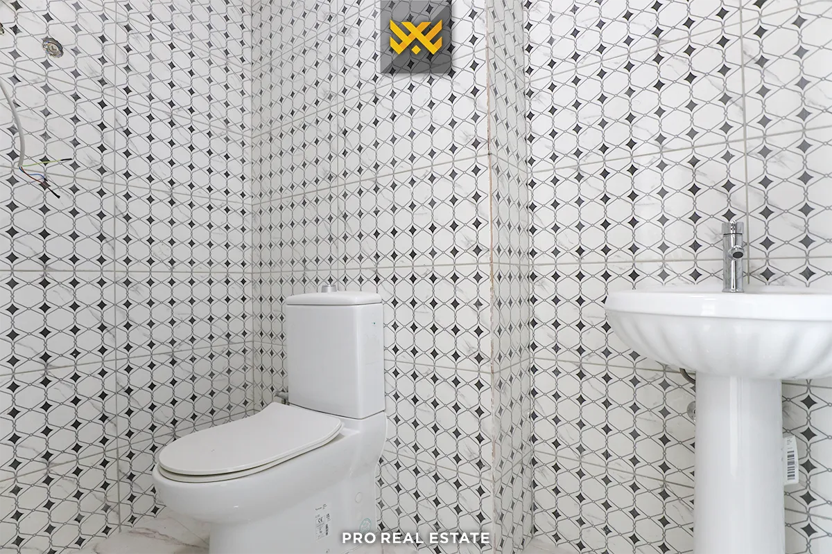 Lokal 33m² me #QIRA në Lagjen e Muhaxherëve