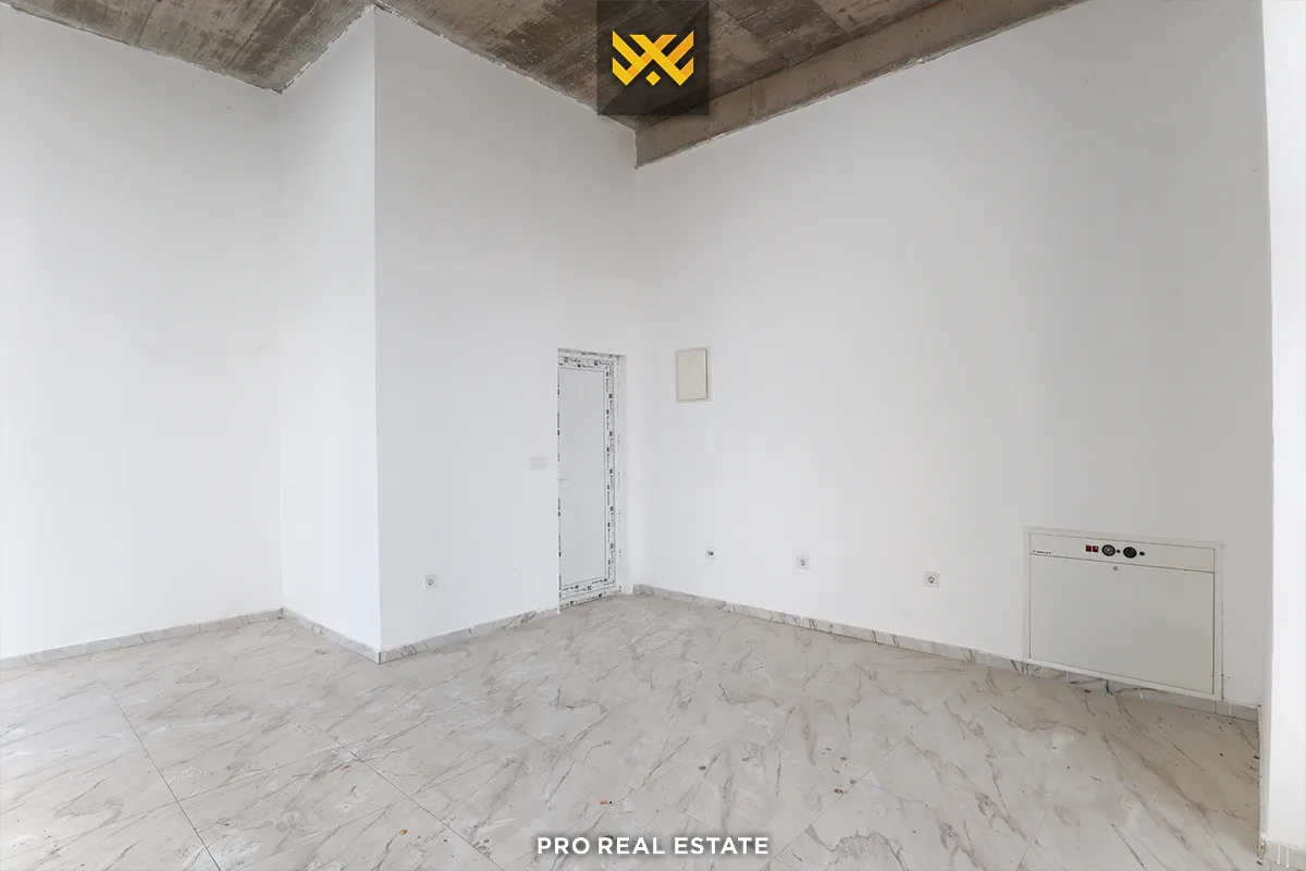 Lokal 33m² me #QIRA në Lagjen e Muhaxherëve