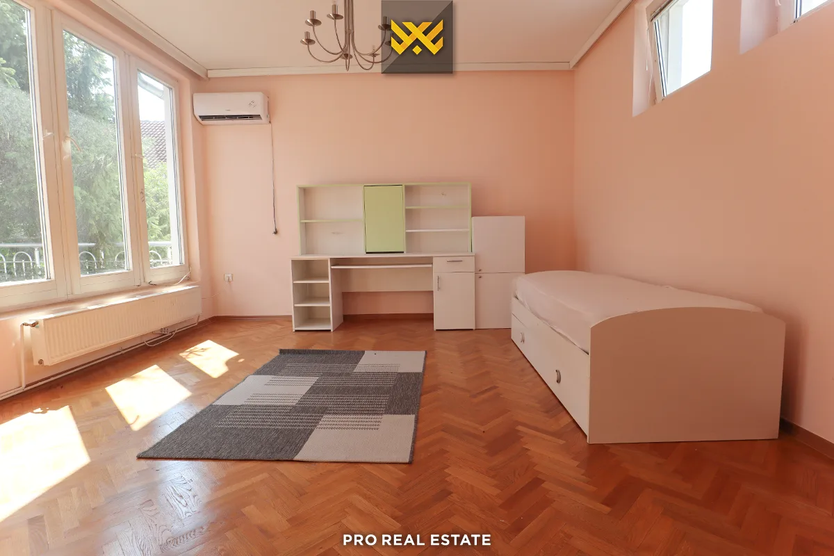 Shtëpi 200m² me #QIRA në Lagjen Medrese.