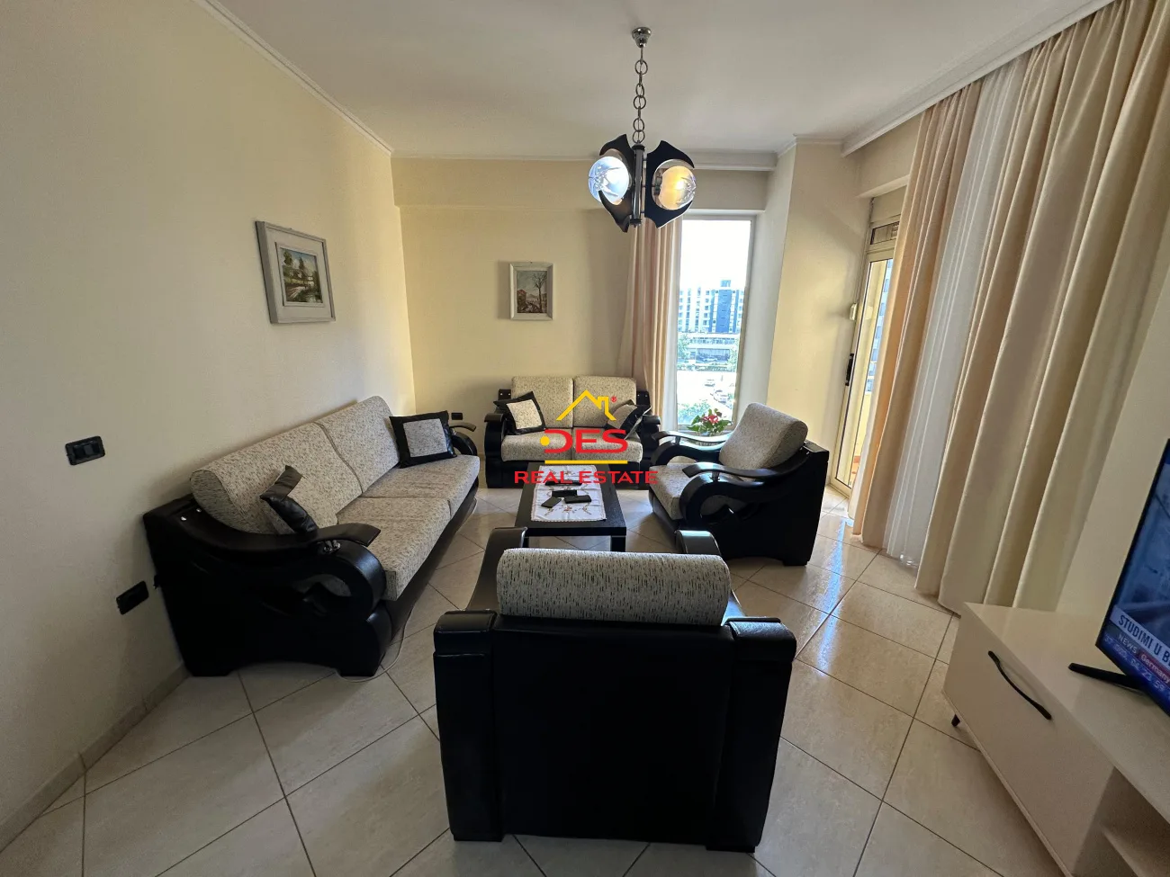 Jepet me qira apartament 2+1+2 pranë shkolles `drita e dijes ,vlorë.