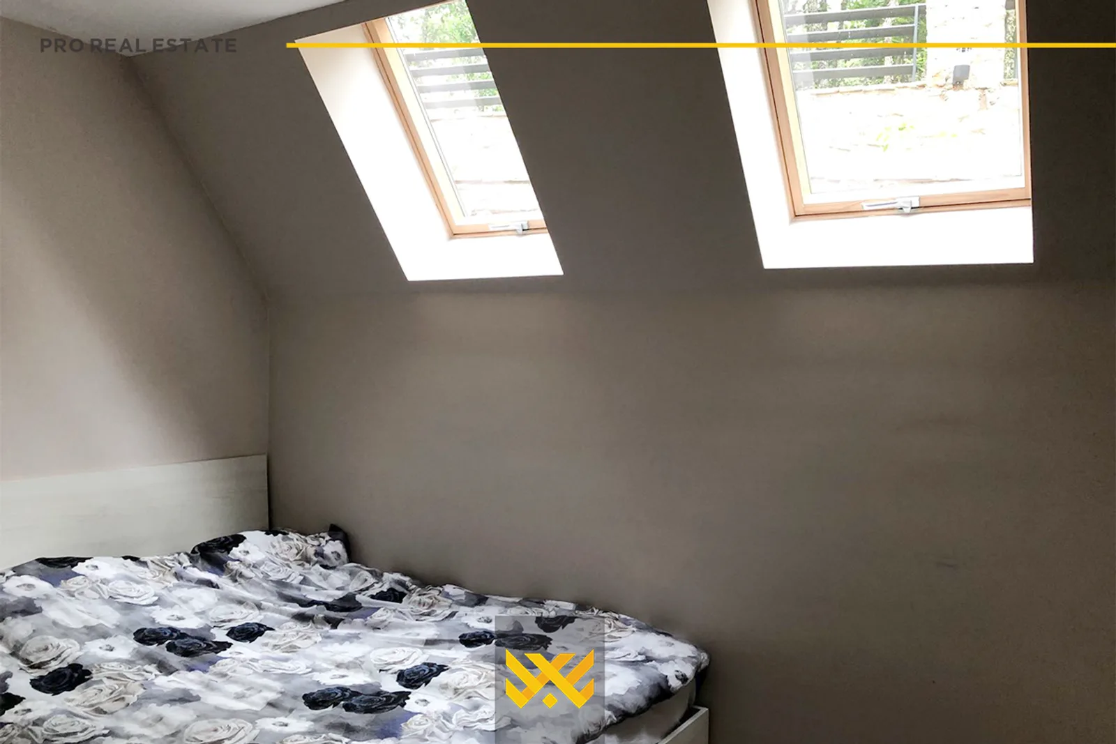 Shtëpi 240m² në #SHITJE në Makresh të Poshtëm.