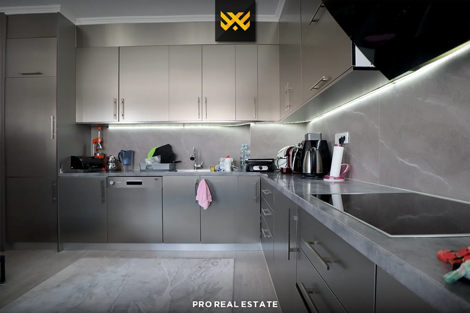 Banesë 165.2m² + 480m² në SHITJE te Mati.