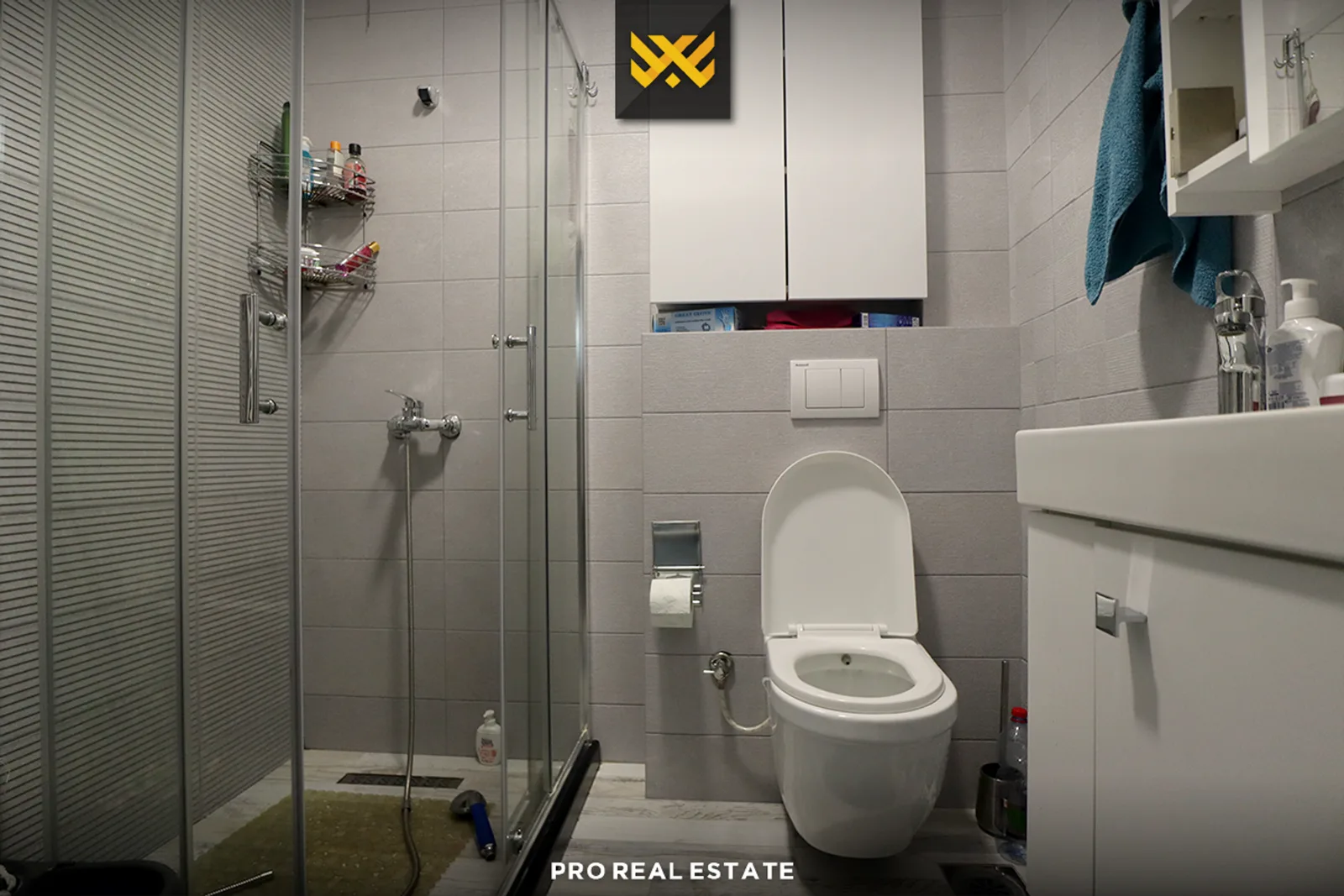 Banesë 165.2m² + 480m² në SHITJE te Mati.