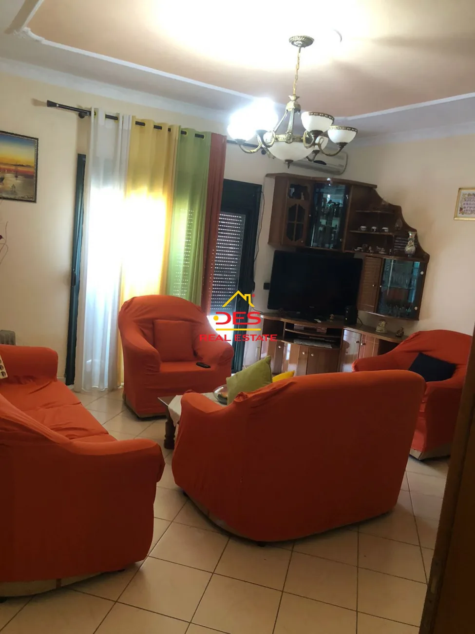 Jepet me qira apartament 2+1 në lungomare,vlorë.