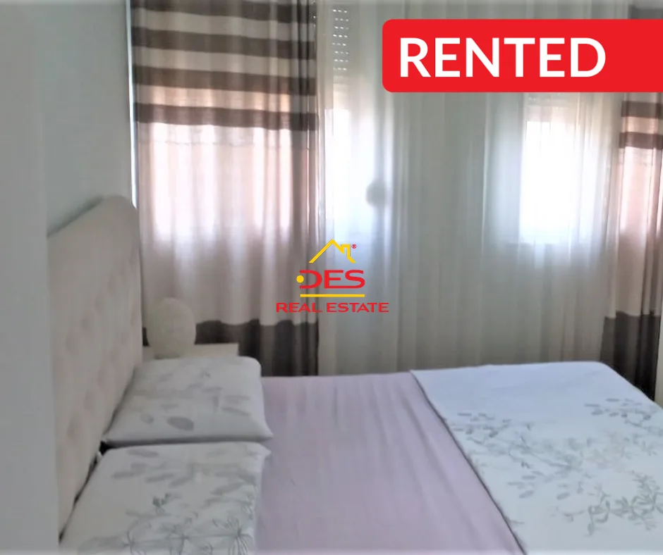 Jepet me qira apartament 2+1, pranë qendrës globe, tiranë.