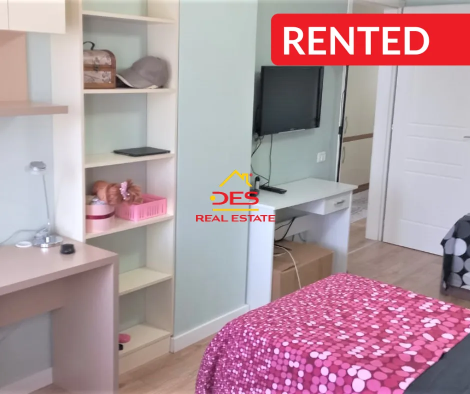Jepet me qira apartament 2+1, pranë qendrës globe, tiranë.