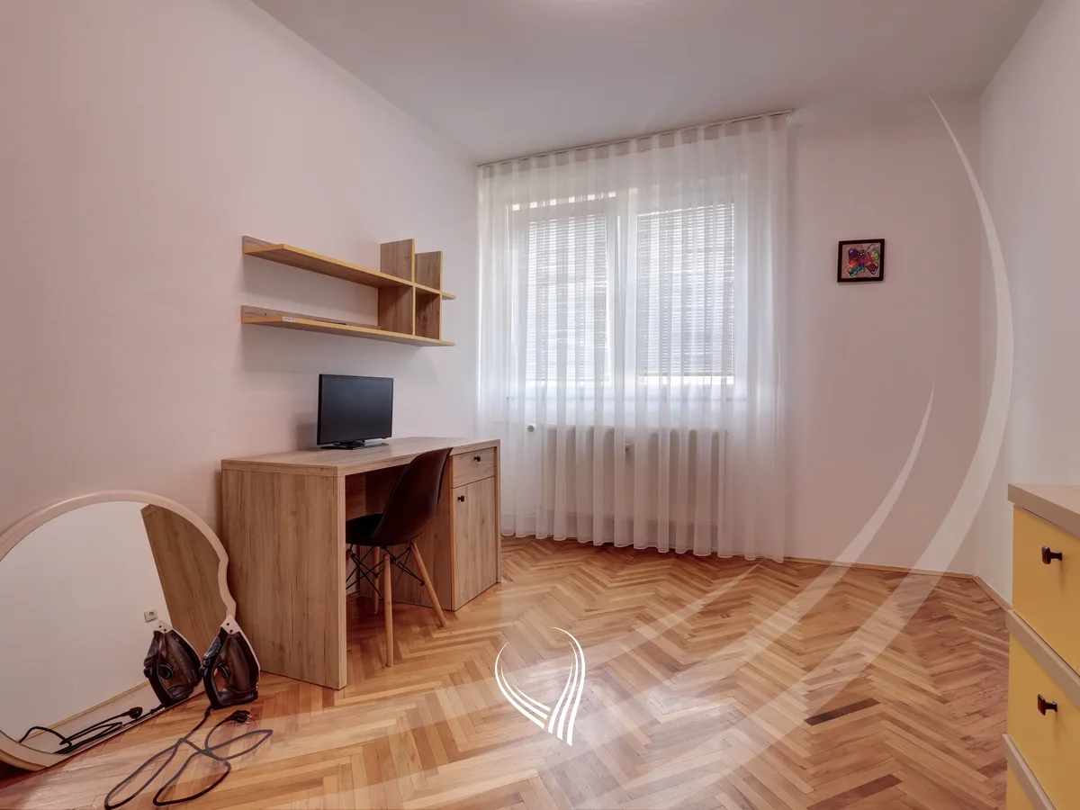 Banesë me 2 dhoma gjumi me qira në lagjen Ulpiana