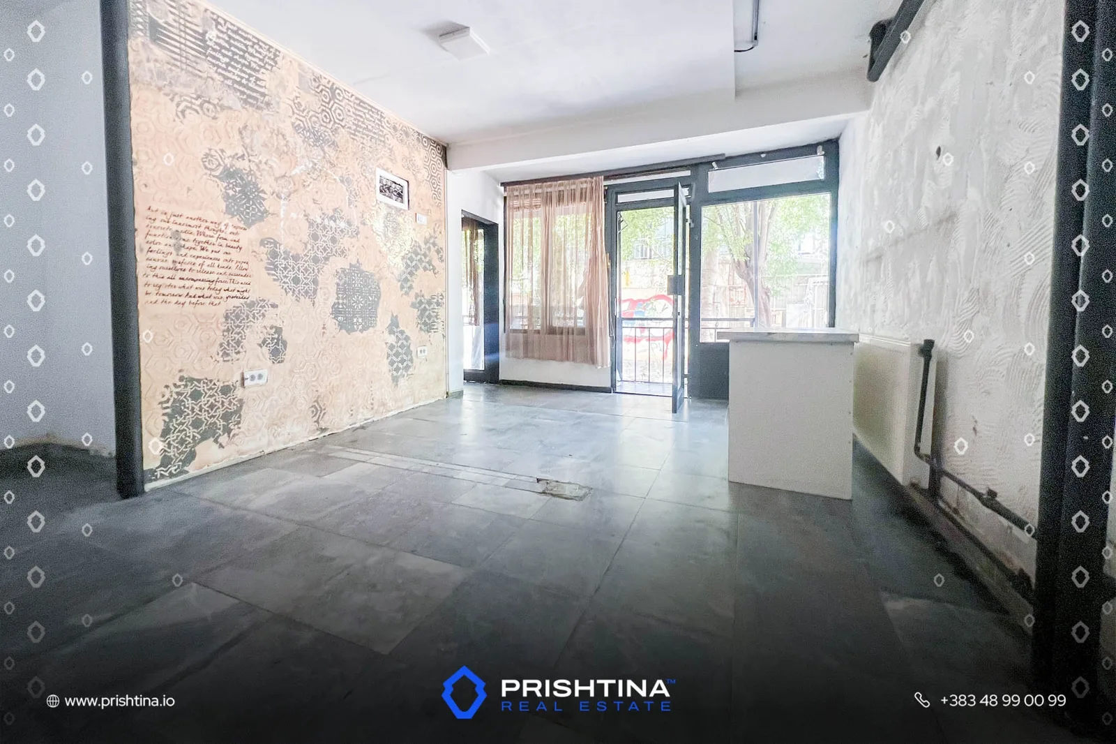 Lokal me qira 28m² te Santea