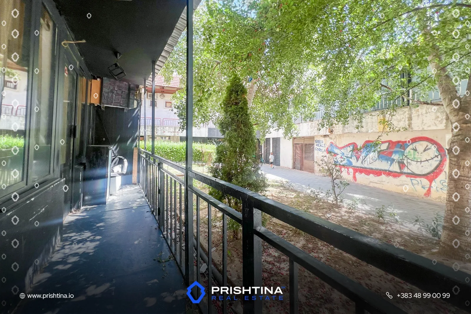 Lokal me qira 28m² te Santea