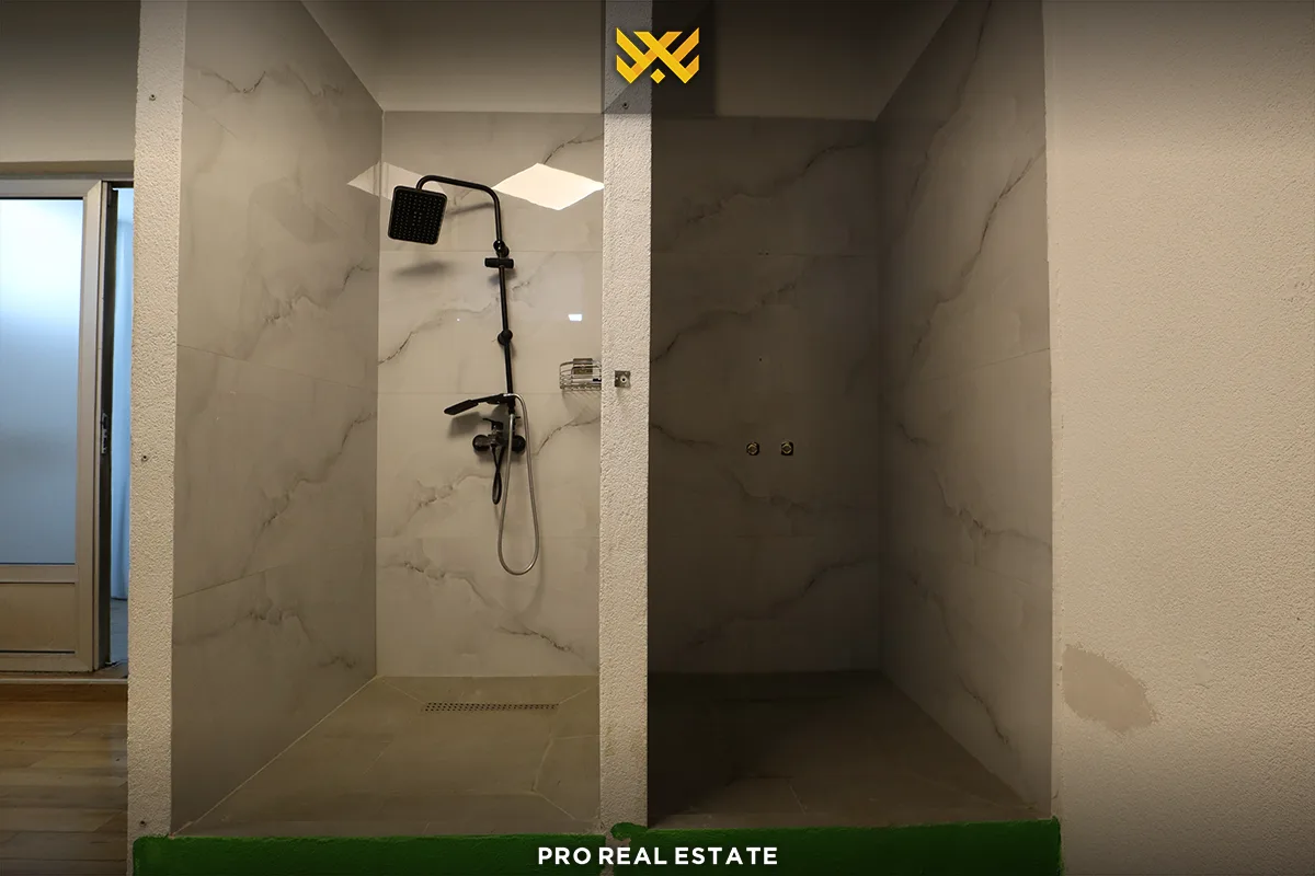 Lokal - Zyrë 150m² me #QIRA në Bregun e Diellit.