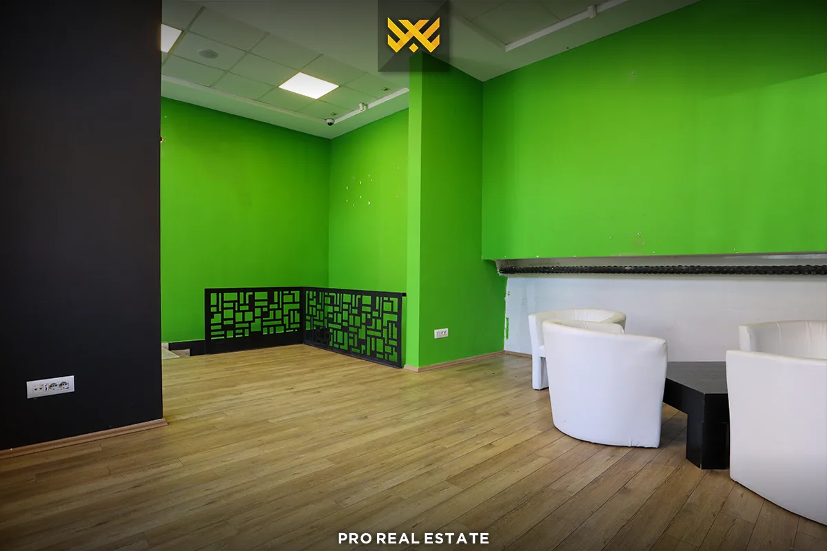 Lokal - Zyrë 150m² me #QIRA në Bregun e Diellit.