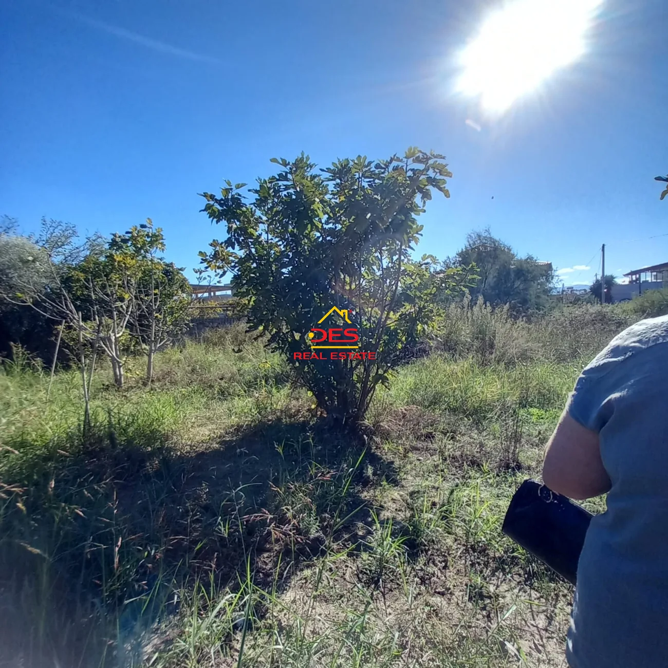 Shitet tokë – are pranë fabrikës së tullave, vlorë.