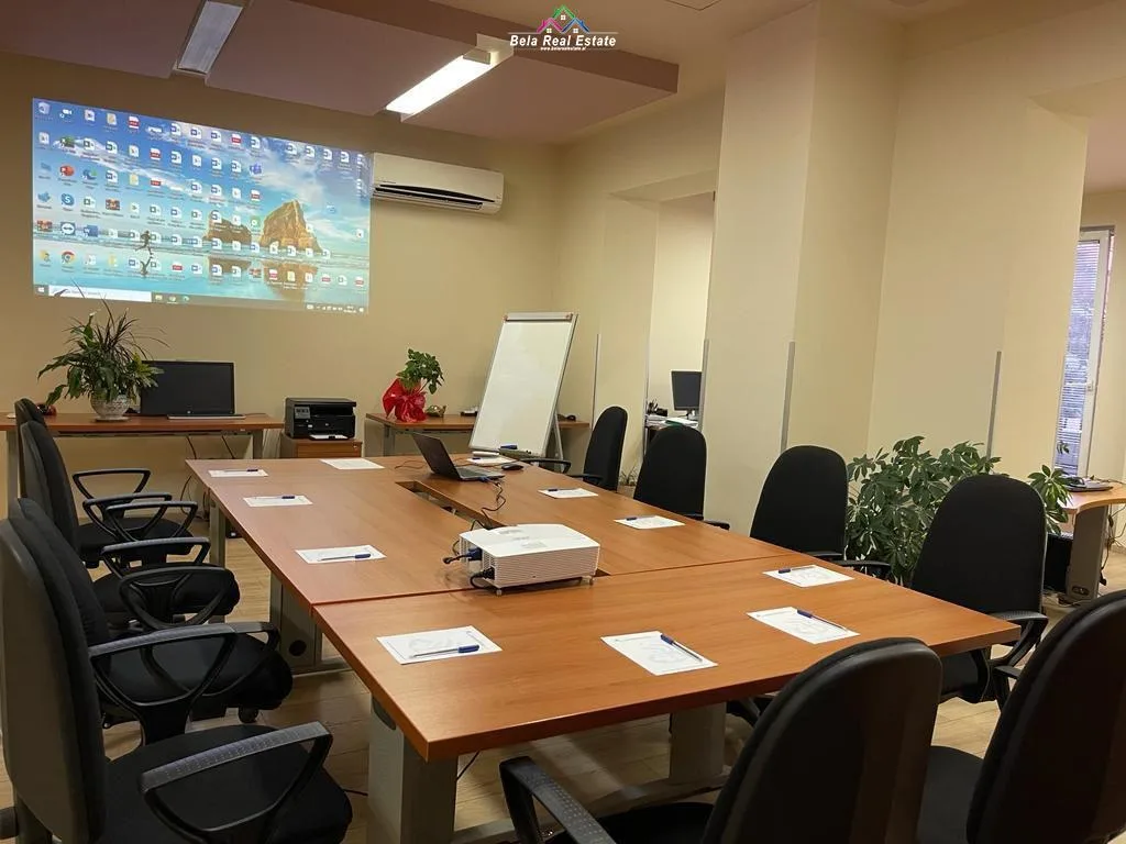 Zyre Me Qera 2+1 Tek Shallvaret (ID BZ2832) Tirane