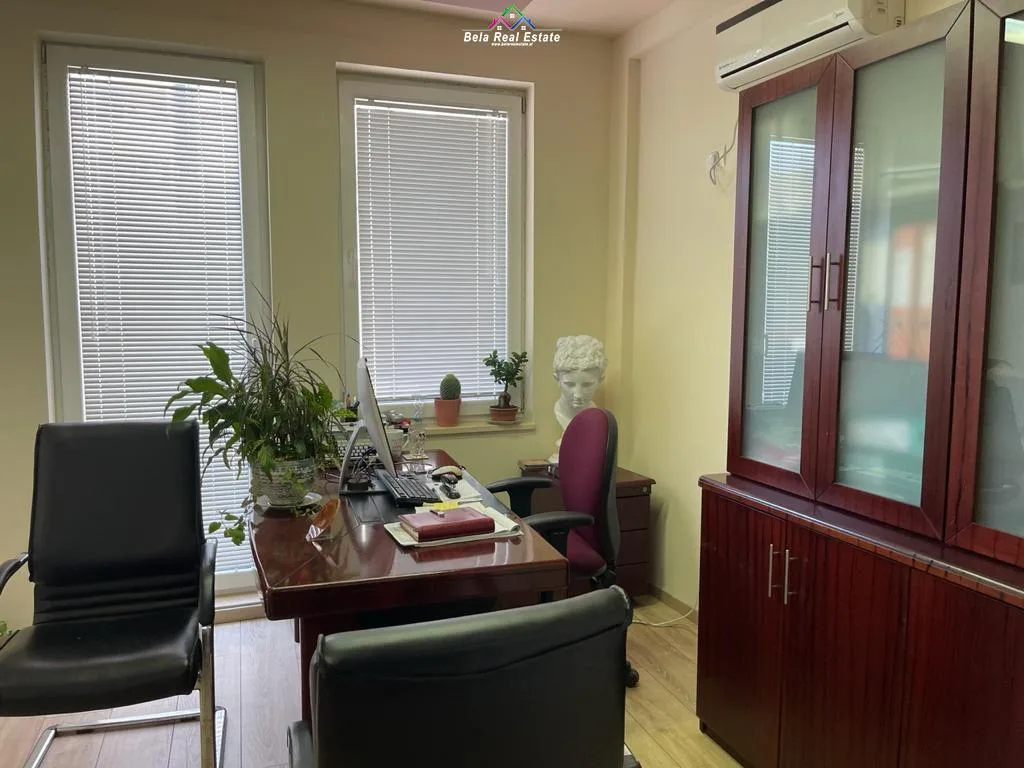 Zyre Me Qera 2+1 Tek Shallvaret (ID BZ2832) Tirane