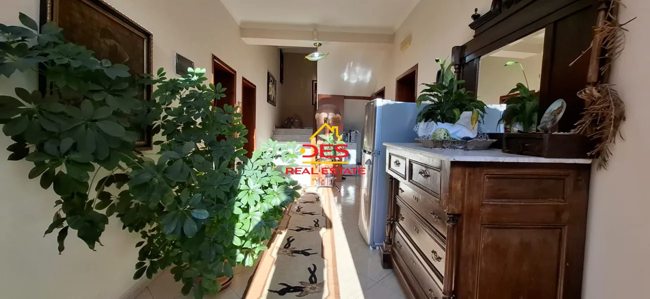 Shitet vilë 2 katëshe te ish kinema “ali demi” ,vlorë.