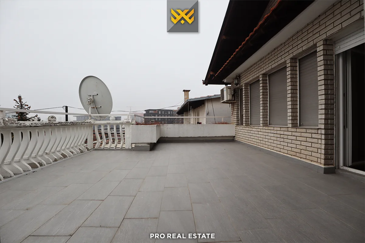Shtëpi 800m² me #QIRA në Dragodan
