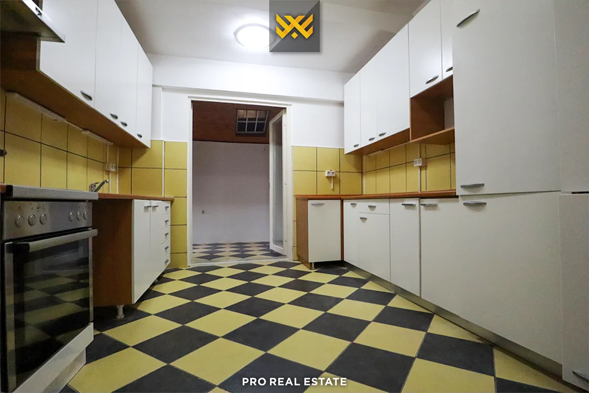 Shtëpi 800m² me #QIRA në Dragodan