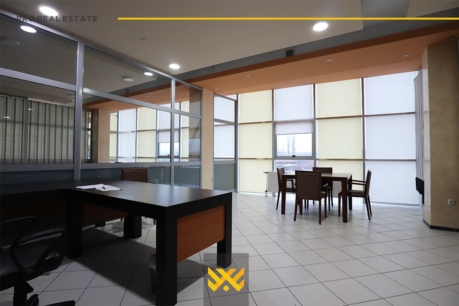 Objekt – Zyre 950m² me #QIRA në Fushë Kosovë.