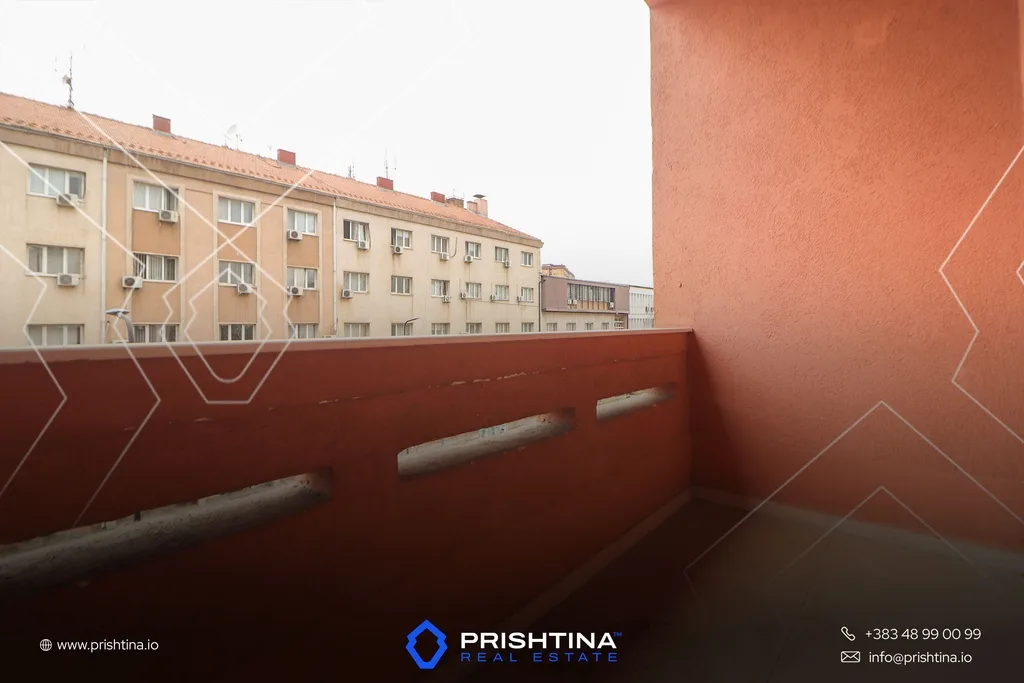 Banesë me qira 118m² në Qendër