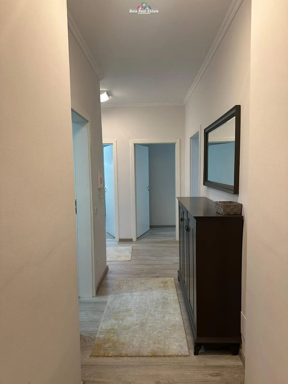 Apartament Me qera 2+1 Tek Shkolla e Kuqe (ID B2201610) Tirane