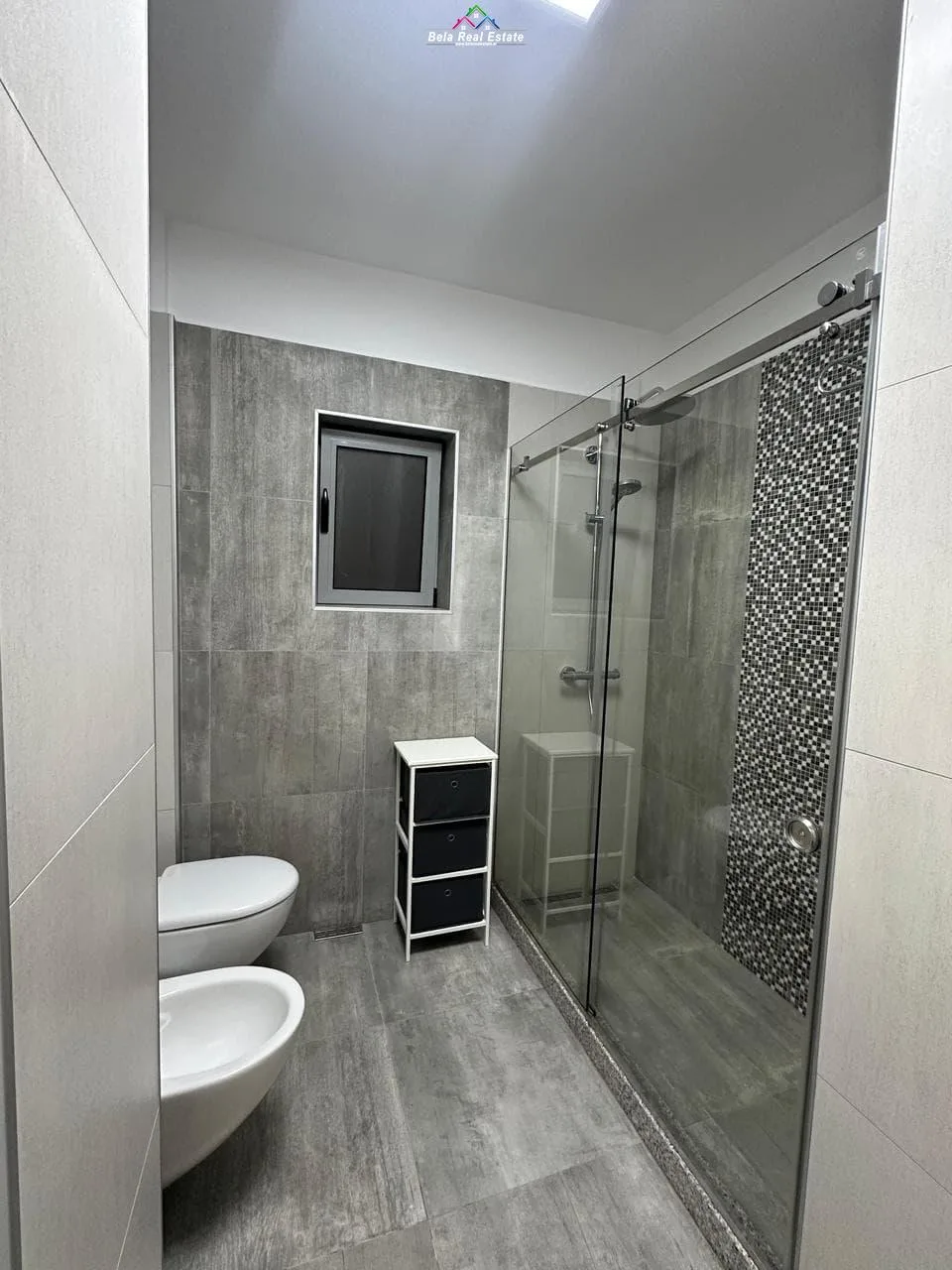 Apartament Me qera 2+1 Tek Shkolla e Kuqe (ID B2201610) Tirane