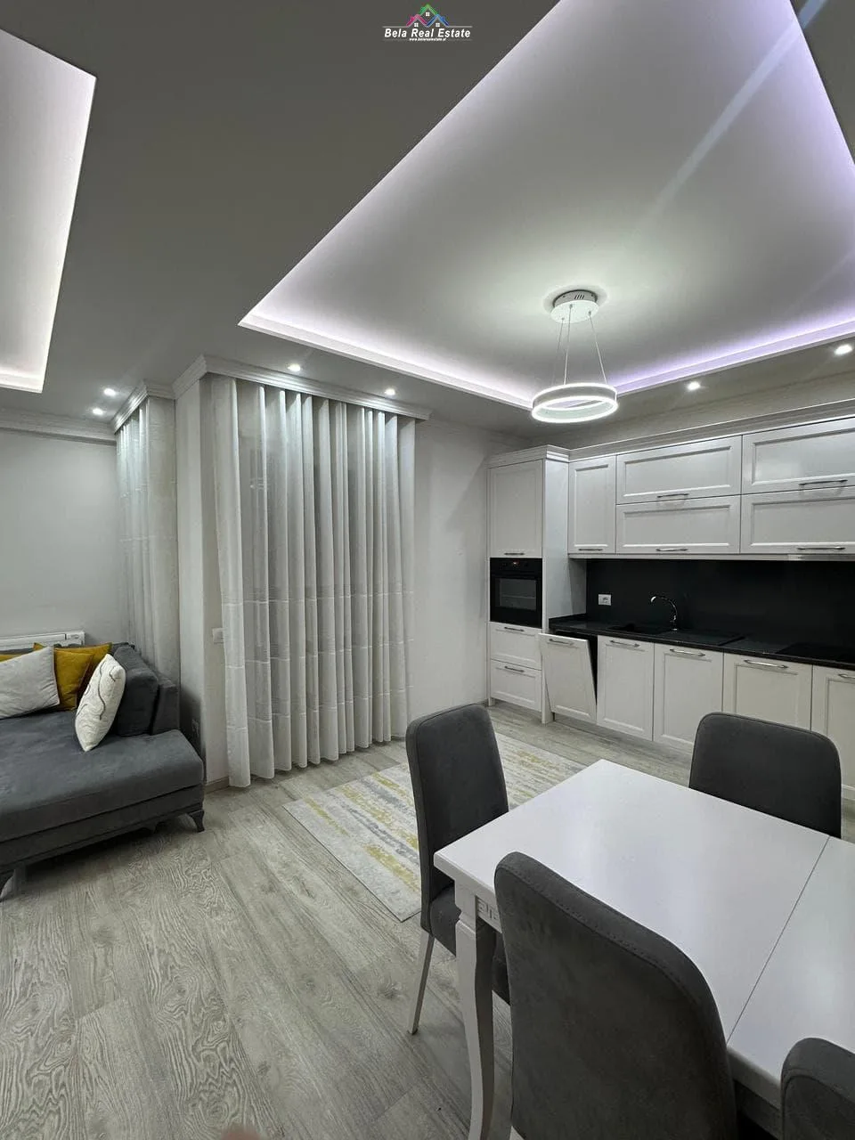 Apartament Me qera 2+1 Tek Shkolla e Kuqe (ID B2201610) Tirane