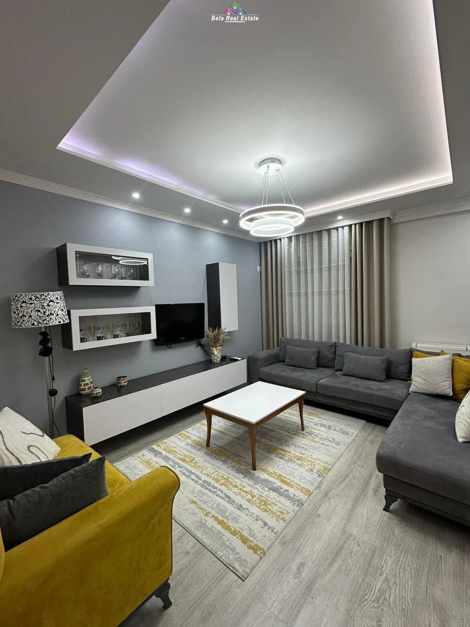 Apartament Me qera 2+1 Tek Shkolla e Kuqe (ID B2201610) Tirane