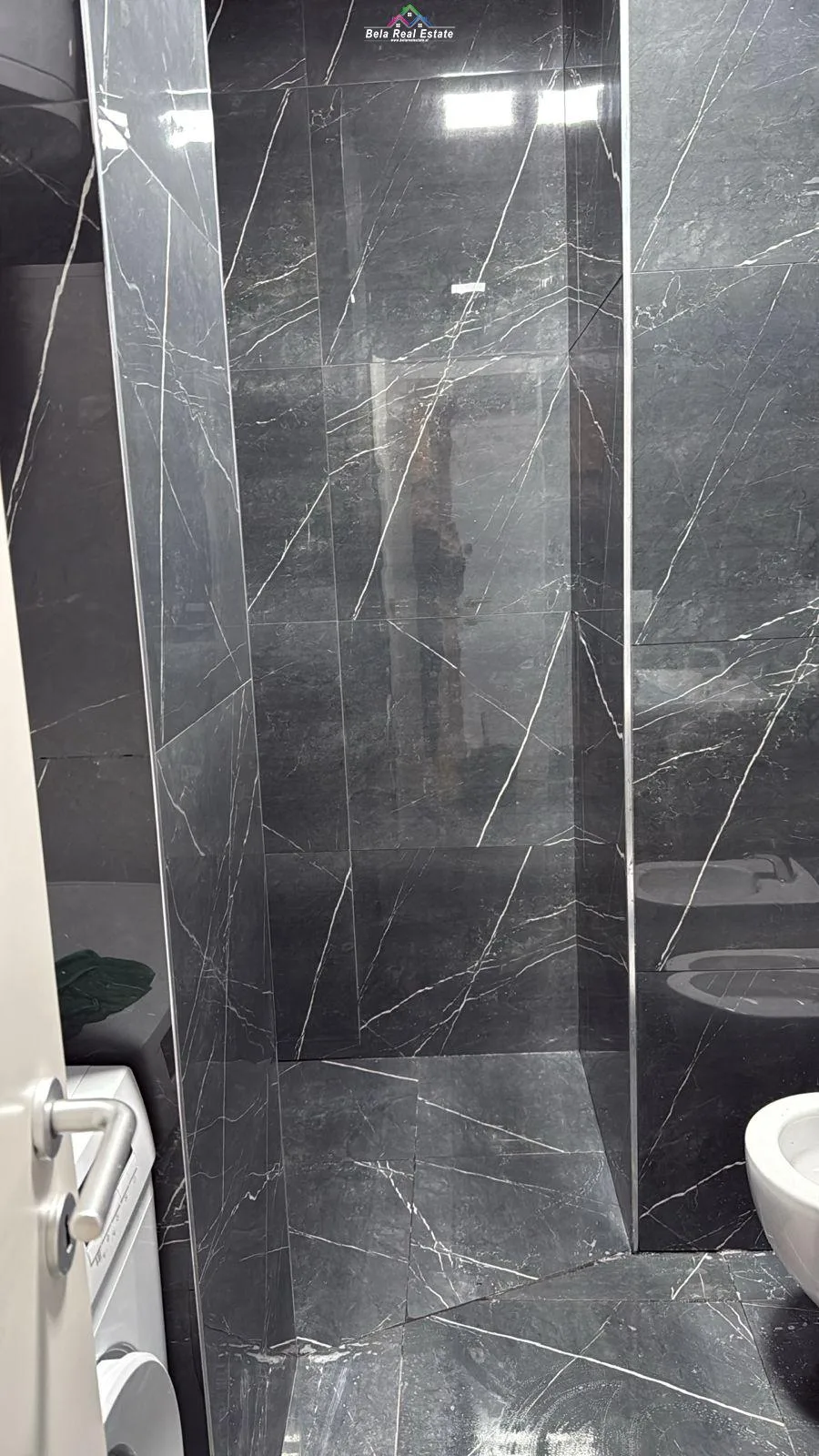 Apartamet Me Qera 2+1+2 Tek 21 Dhjetori (ID B2201212) Tirane.
