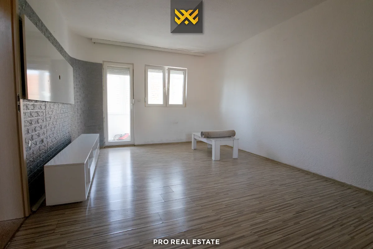 Shtëpi 210m² për #SHITJE te Kodra e Trimave