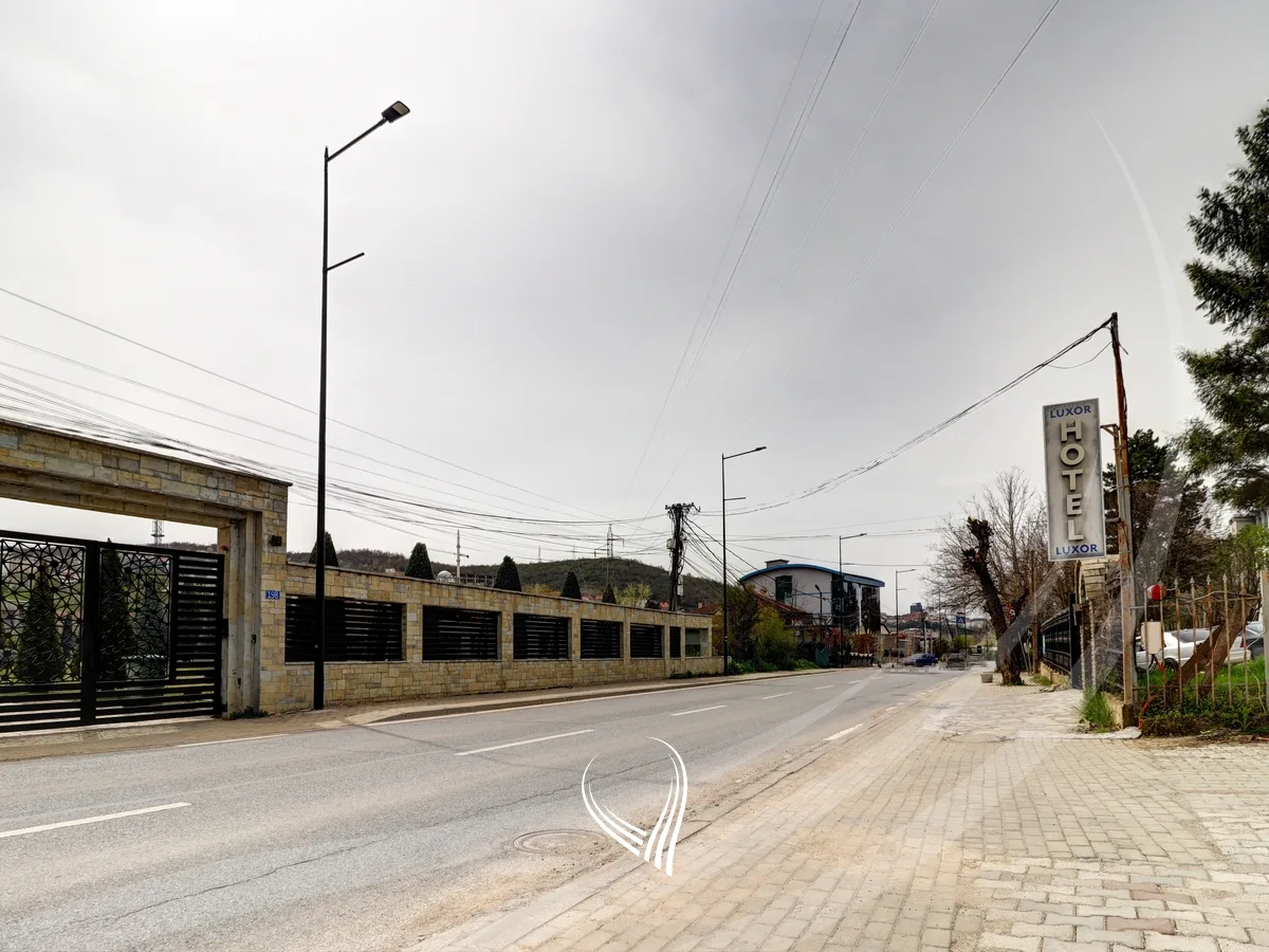 Objekt – Hotel 900m2 me qira në lagjen Sofali