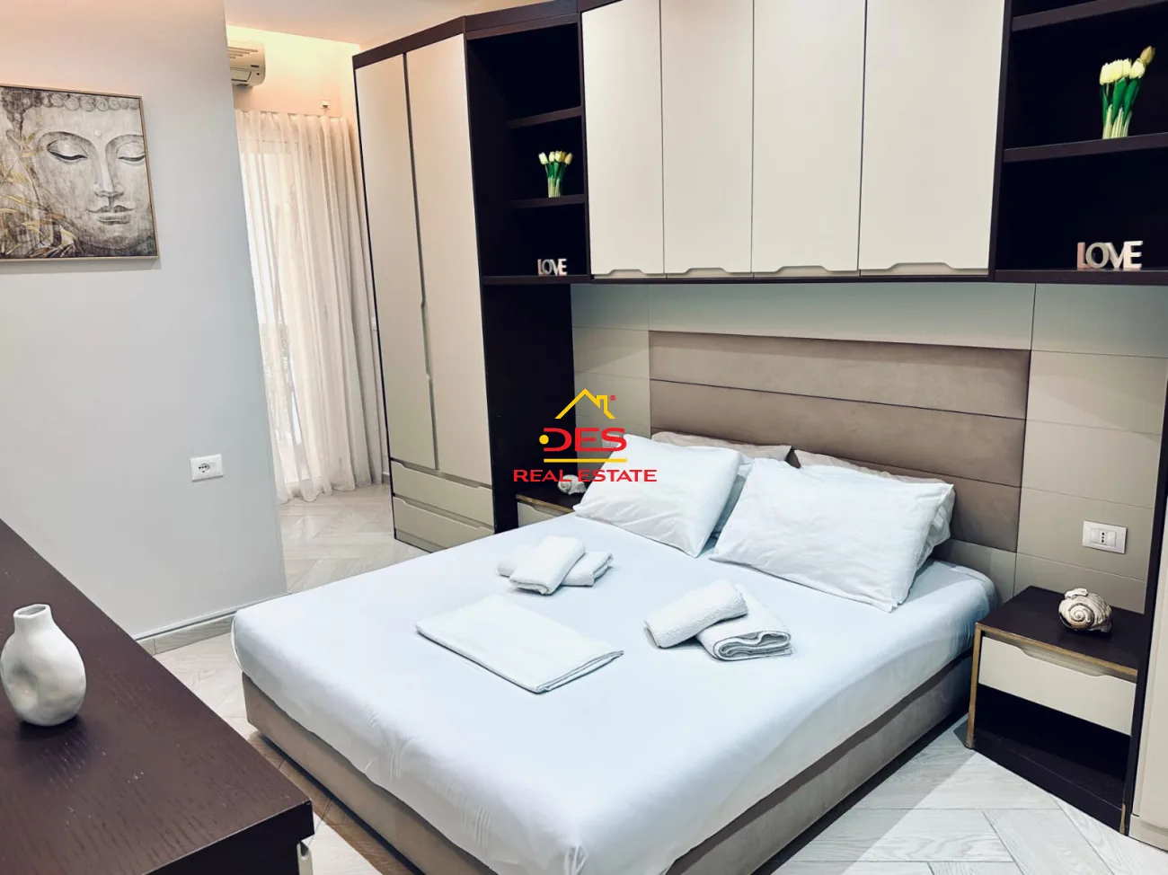 Jepet me qira apartament 2+1 pranë hotel partner, vlorë