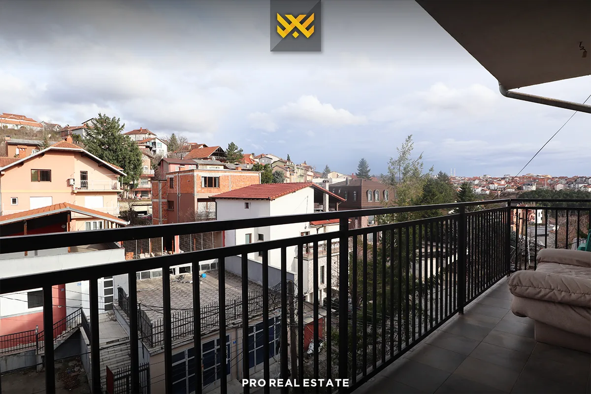 Shtëpi 430m² për #SHITJE në Taslixhe