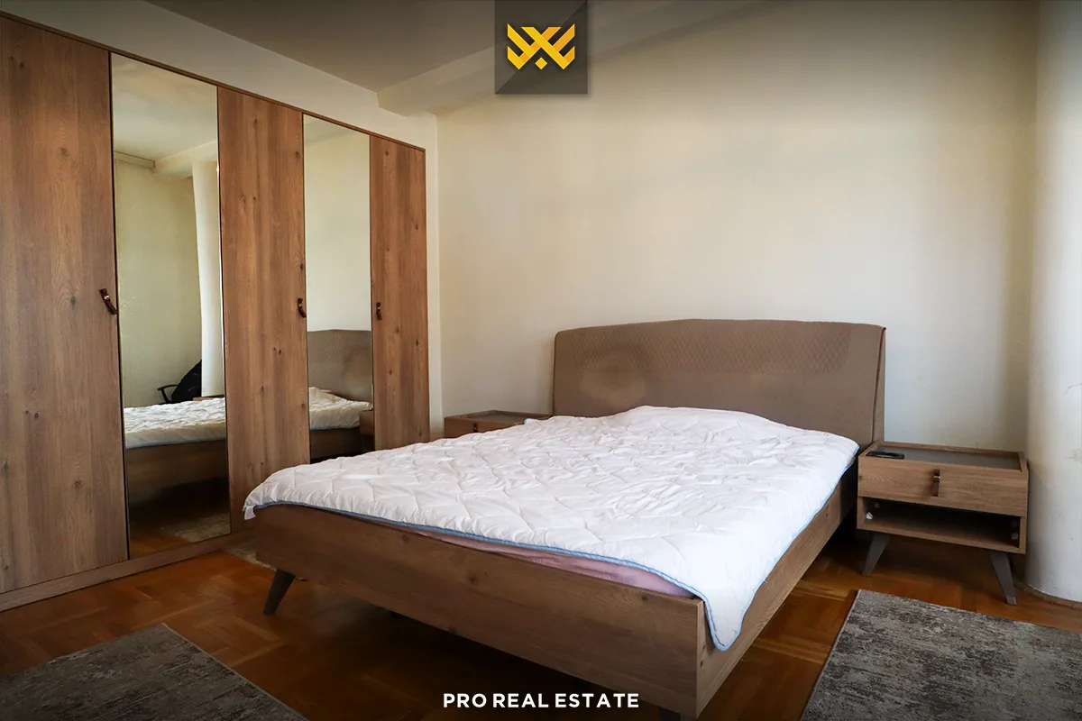 Shtëpi 430m² për #SHITJE në Taslixhe